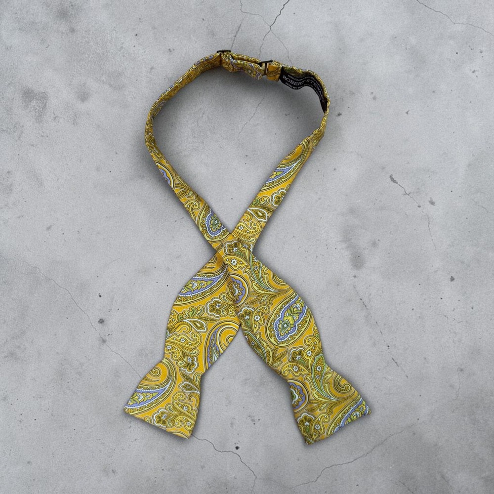 Robert Stewart Bow Tie 100% Italian Silk Yellow Paisley Beau Ties Ltd Vermont